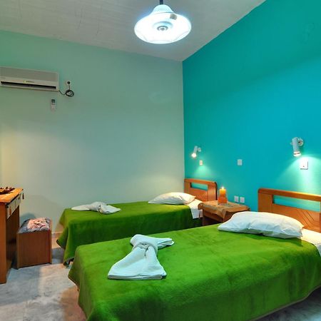 Hotel Smaragdi Apartments Vissa Szoba fotó