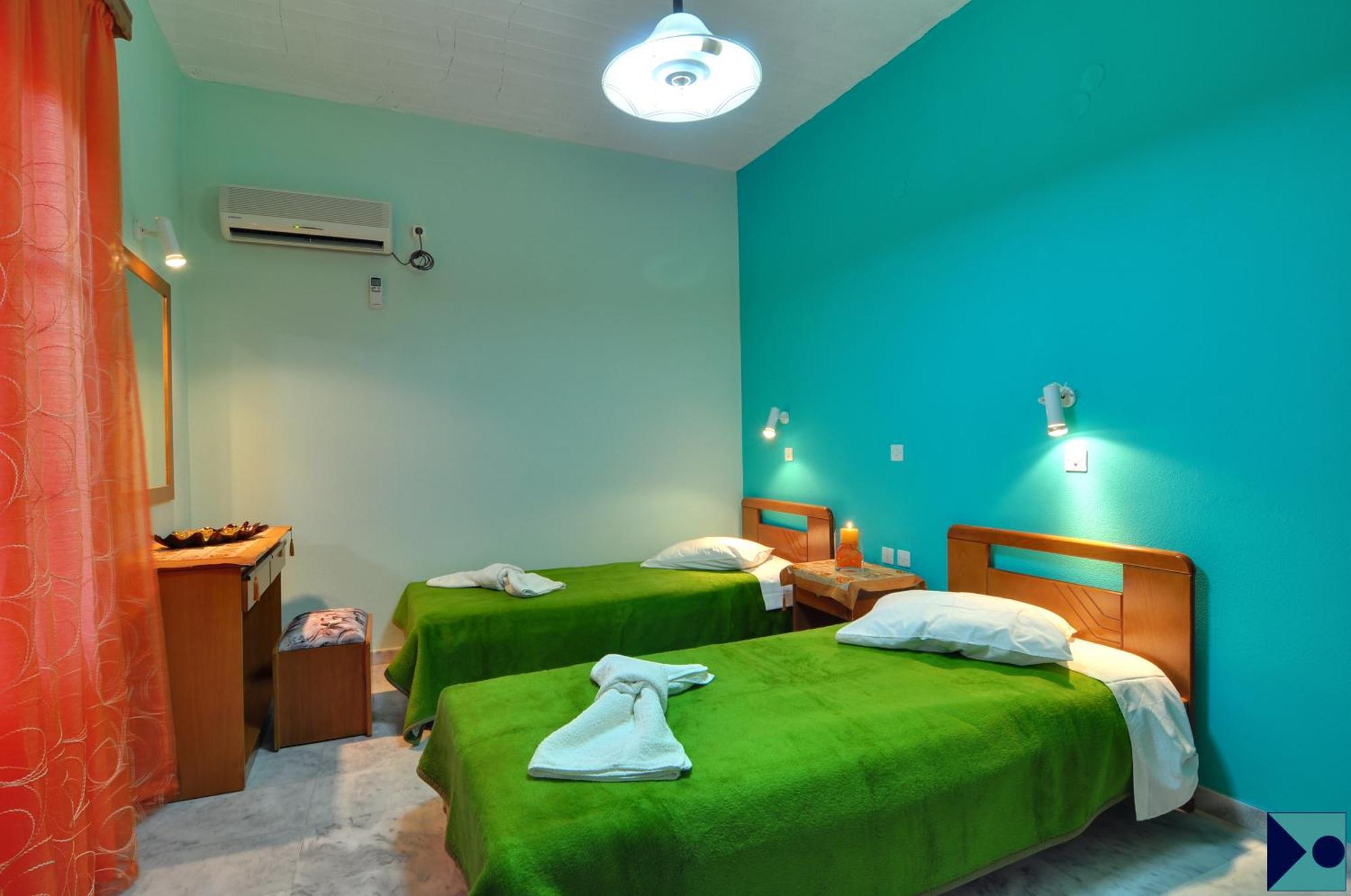 Hotel Smaragdi Apartments Vissa Szoba fotó