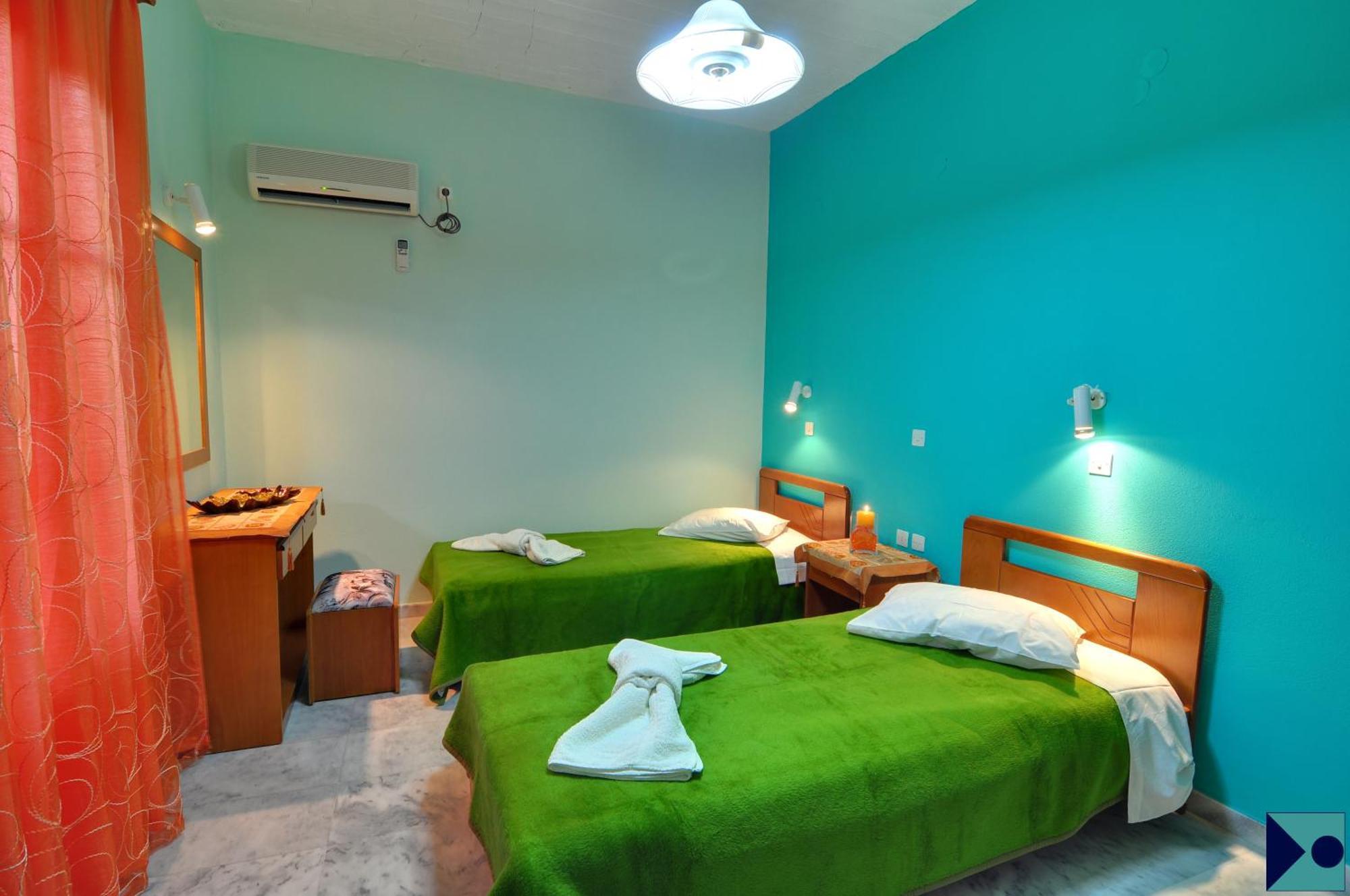 Hotel Smaragdi Apartments Vissa Szoba fotó