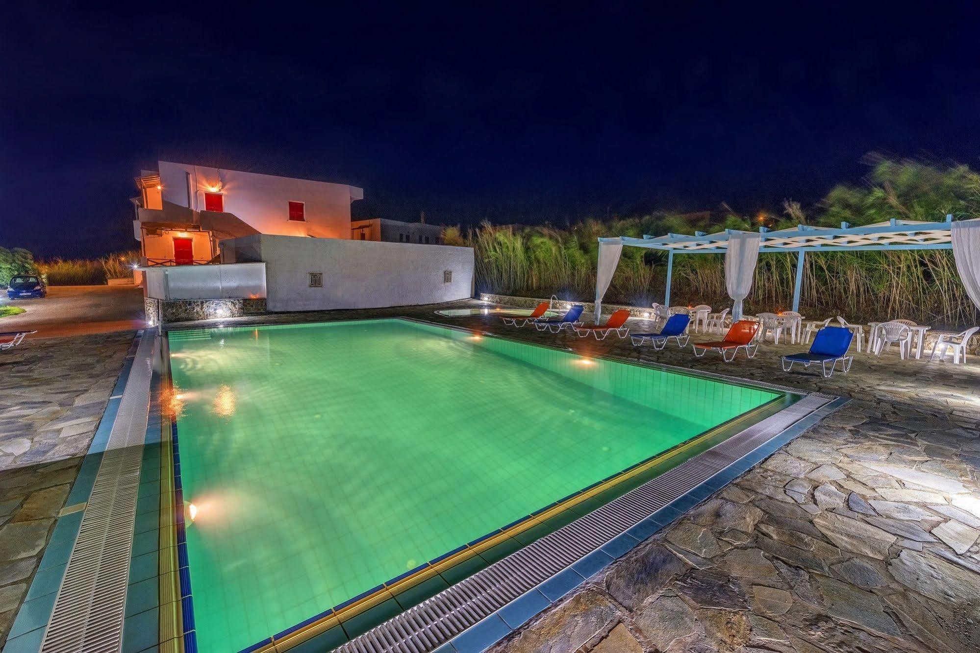 Hotel Smaragdi Apartments Vissa Kültér fotó