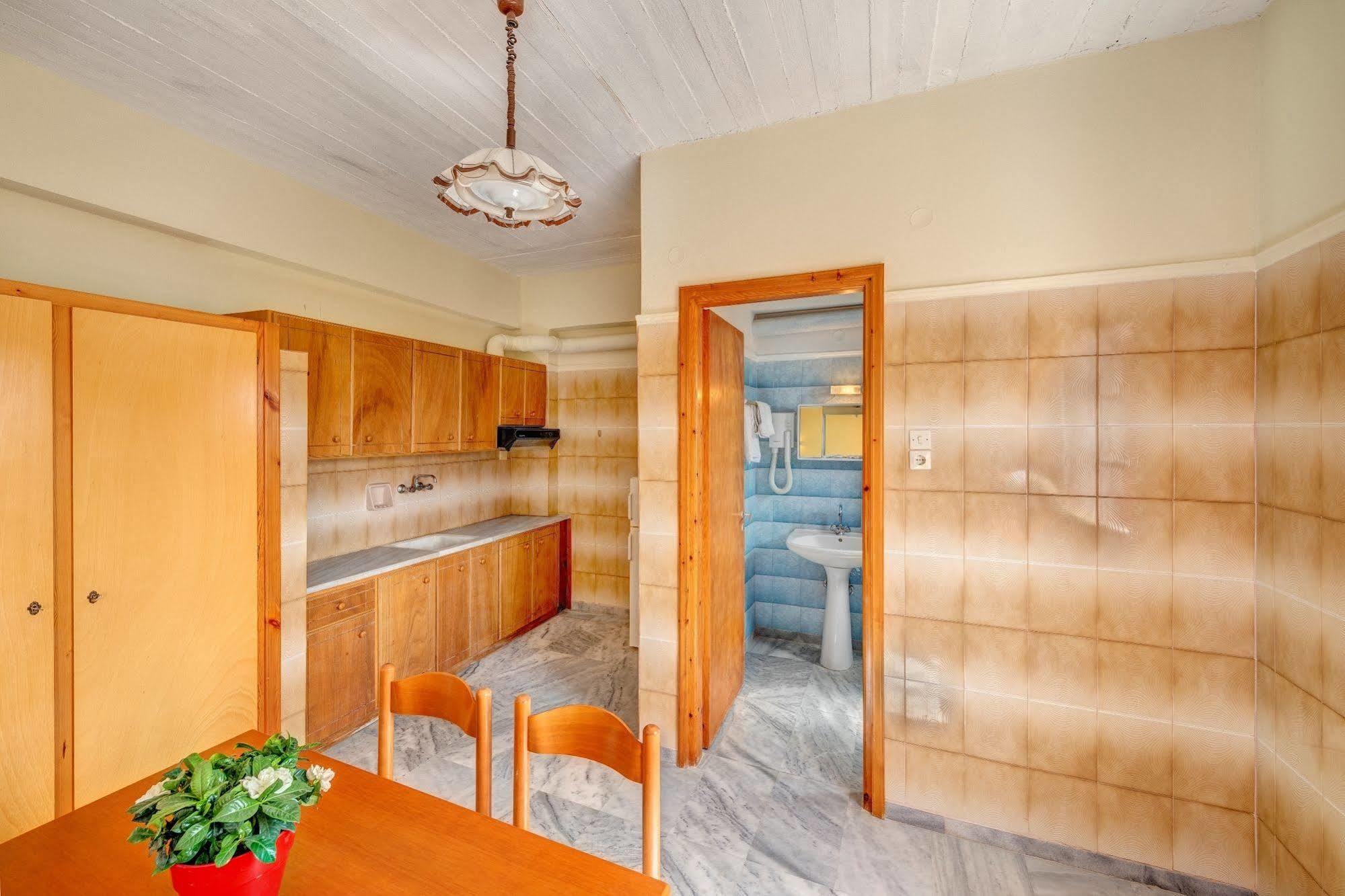 Hotel Smaragdi Apartments Vissa Kültér fotó