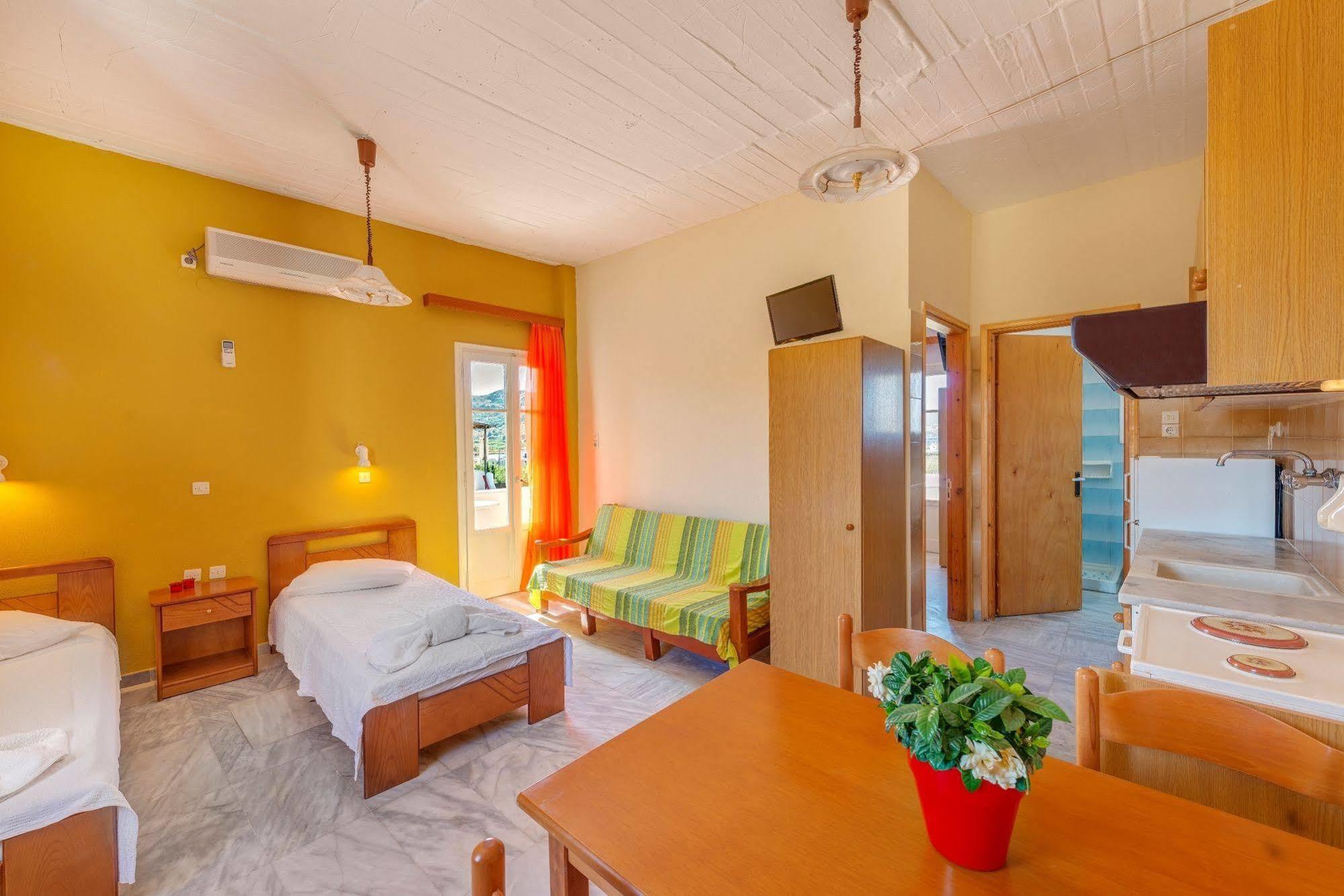 Hotel Smaragdi Apartments Vissa Kültér fotó