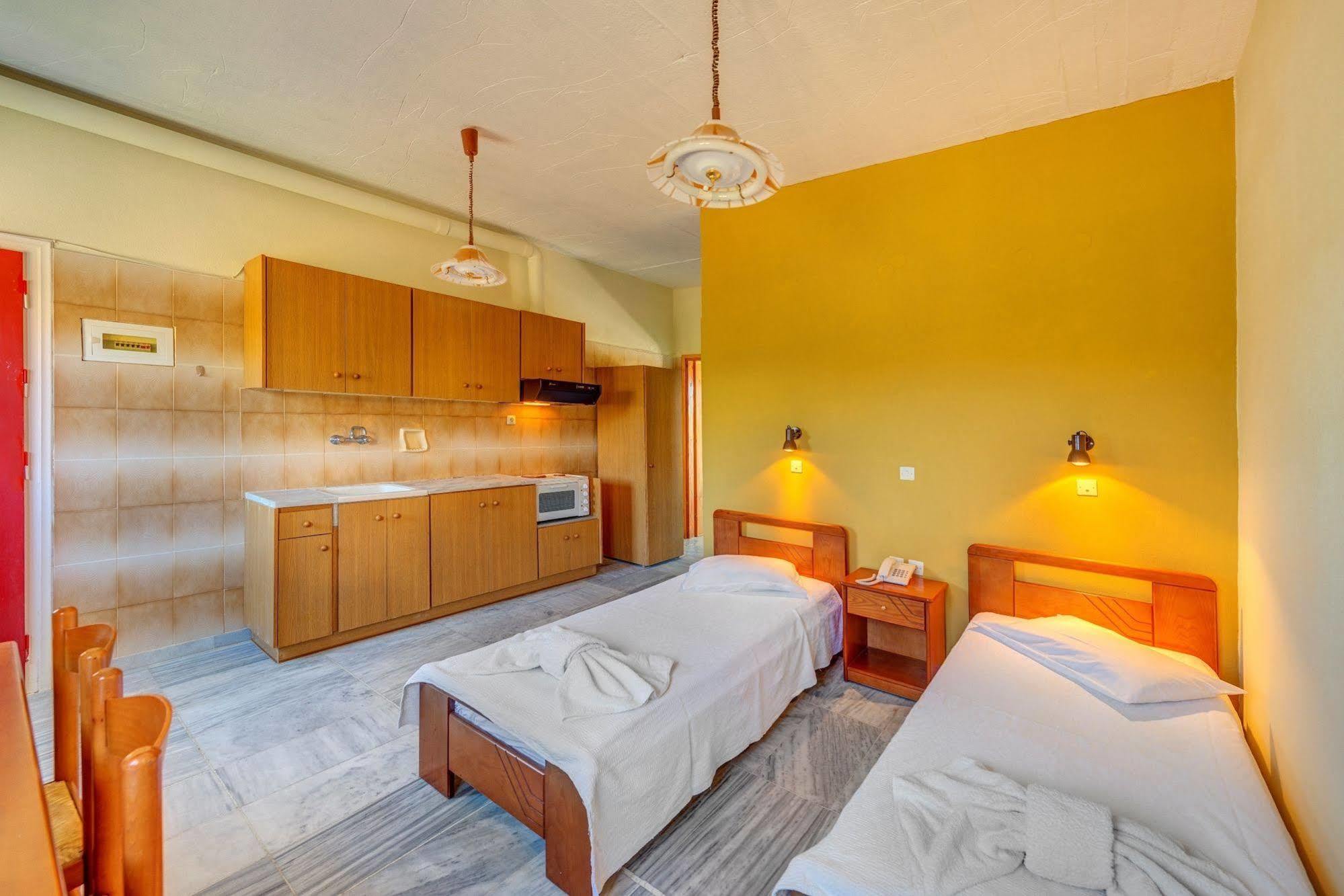 Hotel Smaragdi Apartments Vissa Kültér fotó