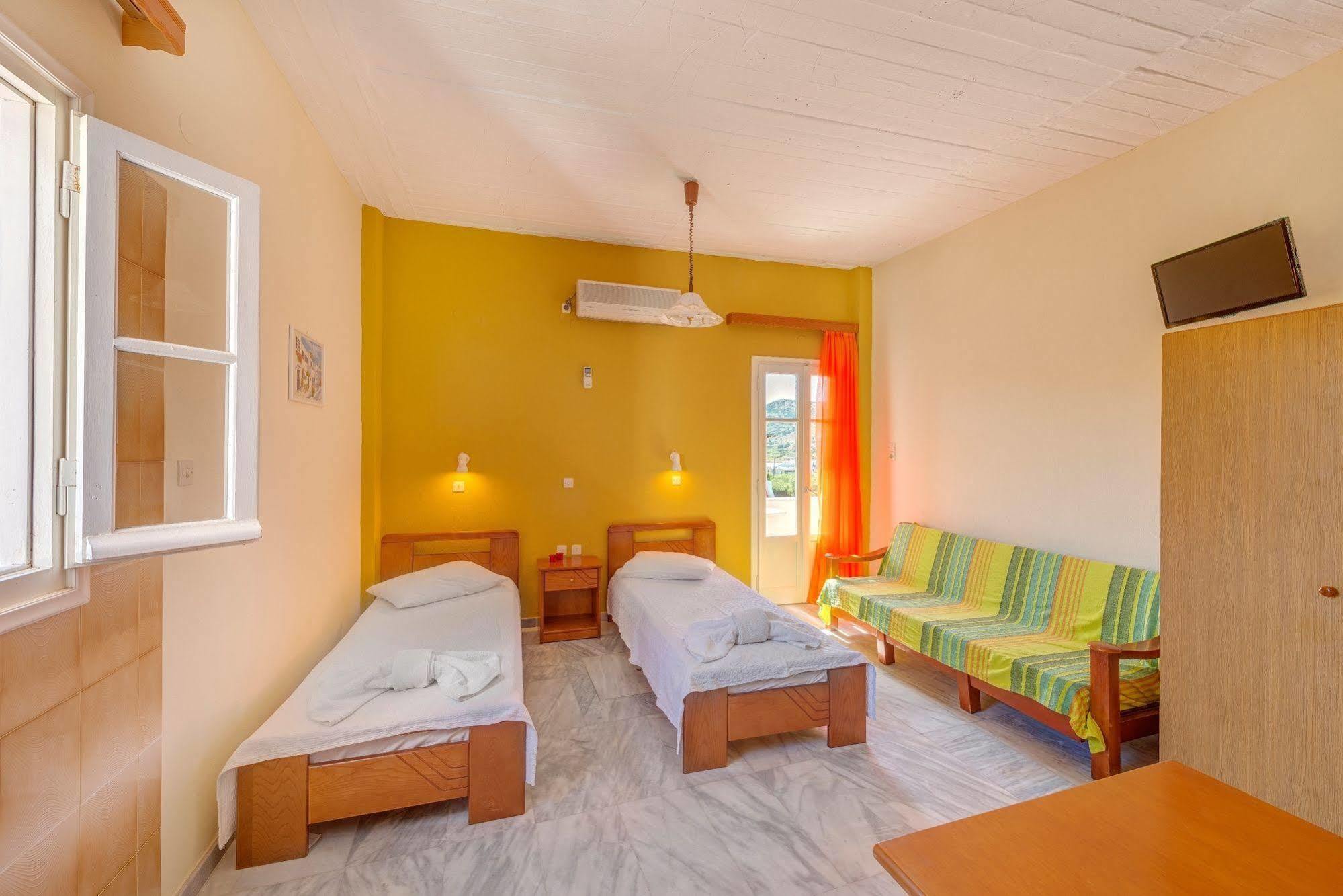 Hotel Smaragdi Apartments Vissa Kültér fotó
