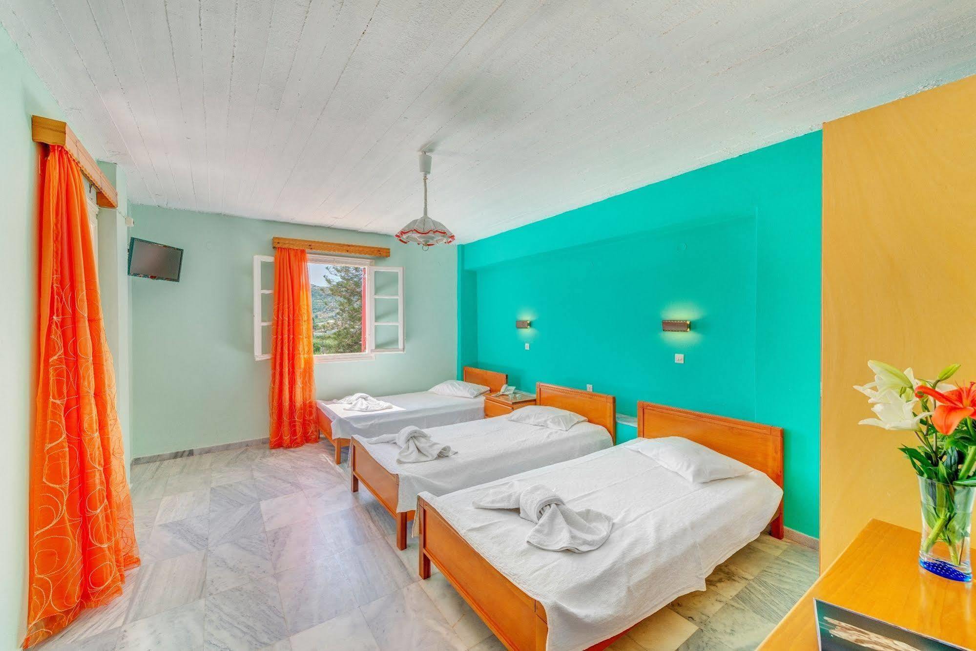 Hotel Smaragdi Apartments Vissa Kültér fotó